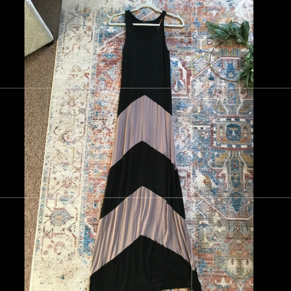 Cute Black and Tan Maxi Dress Size Small